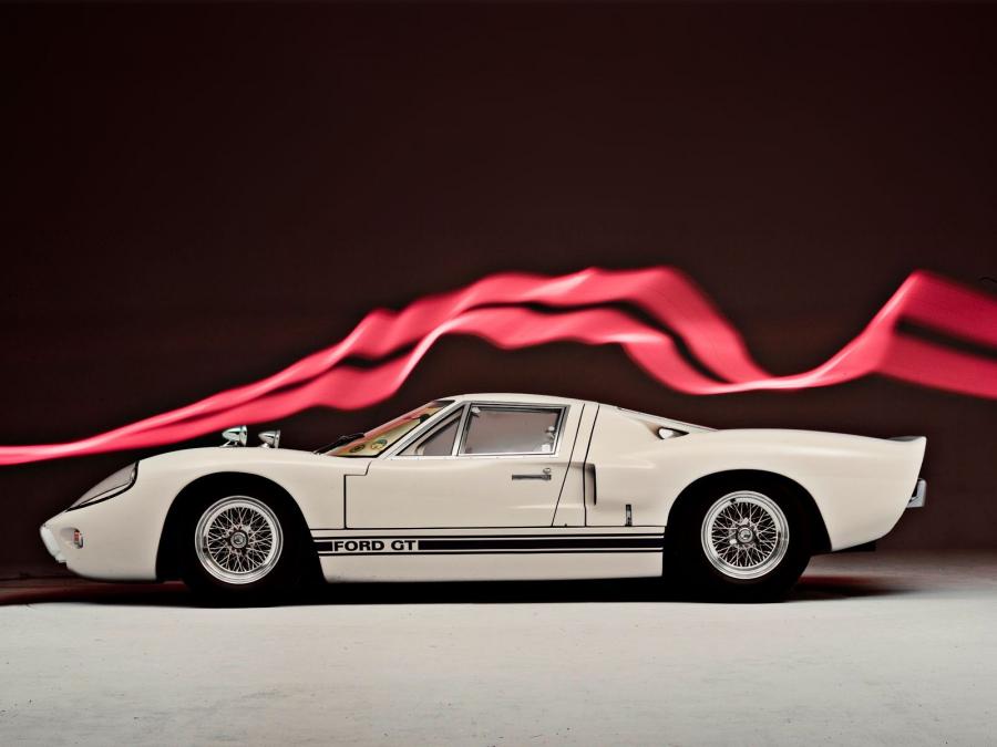  Ford GT40 (Mk III) 1967 года  (фото 2 из 7)